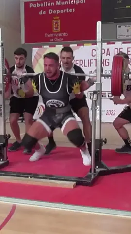 Sabes el motivo de por qué no fue válido? Te leo en comentarios🙄 #canarias🇮🇨 #humor #nulo #competicion #aep #ipf #powerlifting #sentadilla #accidentegym