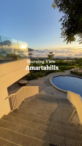 Morning in the Amartahills by: @islamianto  📌More Info & Reservation ________________________________________ ☎️ (0341) 525777 / 525888 📞 0812 32578810 (WA) ________________________________________ #batumalang #lingkarmalang #exploreindonesia #hotelijen #explorebatu #exploremalang #hotelbatumalang #amartahillshotelandresort #hotelbatu #amazinghotelview #travel #explore #photooftheday #Summer #travelblogger #beach #photography #Love #instagood #holiday #liburan #wisata #instagood #travelgramstories 