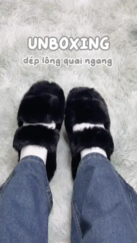 Ân bóc dép lông 🙊 #deplong #dép #deplongcute#deplongcuteingang #deplongditrongnha #unboxing #review #xuhuong #thaothichriviu #viral #fyp #thoitrangmuadong #mcv #haul 