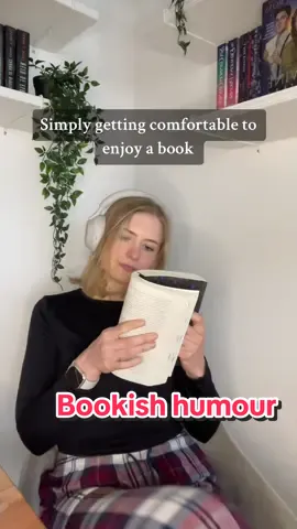 Finally started to read Powerless 🔥🪻The way people sometimes freak when they see the broken spines on my paperbacks 😂😂 I can’t help it that it’s so much more comfortable reading when the book is slightly destroyed in the process 📚✨ O.G. video from: @Alexandra 😇  #bookishhumor #bookishtiktok #paperbacksupremacy #comedy #powerlesslaurenroberts 