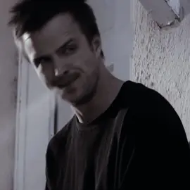 falling down                                                                  #fyp #edit #breakingbad #jessepinkman #janemargolis 