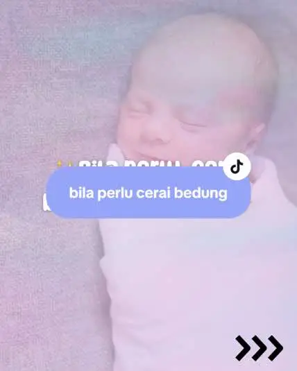 Ramai parents gelisah bila anak dah terbiasa bedung risau nanti bila WAJIB cerai bedung anak tak boleh nak tidur . Jangan risau , kita ada alternative lain juga. semoga coretan kaksyud kali ni buat ibu ayah faham ya ❤️ Bagi yang anak berusia 3bulan 30hari boleh join kelas newborn baby cry and sleep pada 16/12 nanti . Kelas untuk faham tangisan bayi dan cara tidurkan bayi newborn menggunakan prop yg betul. boleh tgok profil3 kaksyud utk kelas . slot terhad #kaunselortangisandantidurbayi #swaddle #bedung #LearnOnTikTok #kelaskaksyud