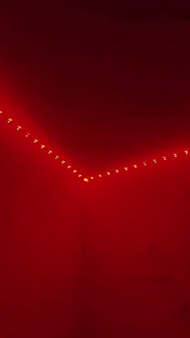 Luces led de 20 metros para entrega inmediata! Cambian de color al ritmo de la música! Bluetooth  Incluye control remoto  #led #ledpty #pty #neon #lights #luces #tirasled #decoracion #lucedled #tirasledpty 