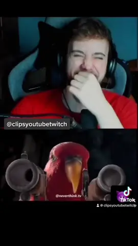 Carola reacciona a los mejores memes 😂😂 #carola #reddit #twitch 