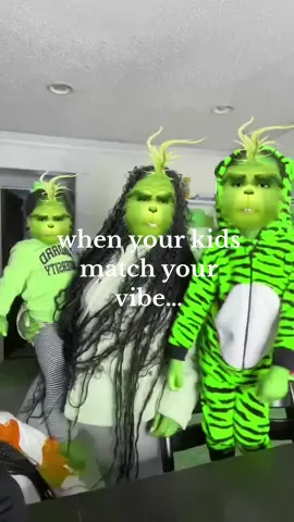 Well the younger two grinches understood the assignment at least 🤪 #grinchtiktok #blackgirltiktok #grinch #grinchfilter #grinchchallenge #fypage 