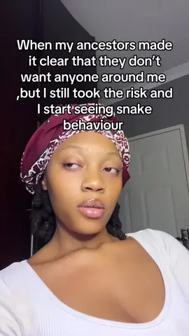 kshuthi nje umuntu is meant to be alone ..no friends ,no family,no nothing #snakebehavior #oratilemajola #mkhulunyokayamanzi #thokozabaddie #dlozified🦋 #youngsangoma📿 