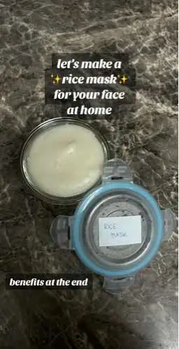 try this rice mask and use it 2-3 times a week for 1-2 months to see results 🫶🏻 #skincare #homemademask #DIY #ricemask #koreanmask #skinfood #skincareroutine #fy #fypage #viralvideos #xyzabc #viral #ricewater #acnetreatment #skintok #acneskin #quickrecipes #fypシ #skincaretips 