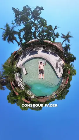 Essa é a Insta 360 X3 da @insta360_official ela filma em todos os ângulos! Sabe aquele efeito de mini mundo, bastão de selfie invisível? Você consegue com esta câmera, além disso ela também filma normal em 4k! Depois você consegue editar tudo no próprio app da Insta e fazer várias composições do mesmo take! Estamos amando usar ela no nosso conteúdo!  Deixei o LINK NA BIO e vc pode comprar com na @MEU DOME  #insta360 