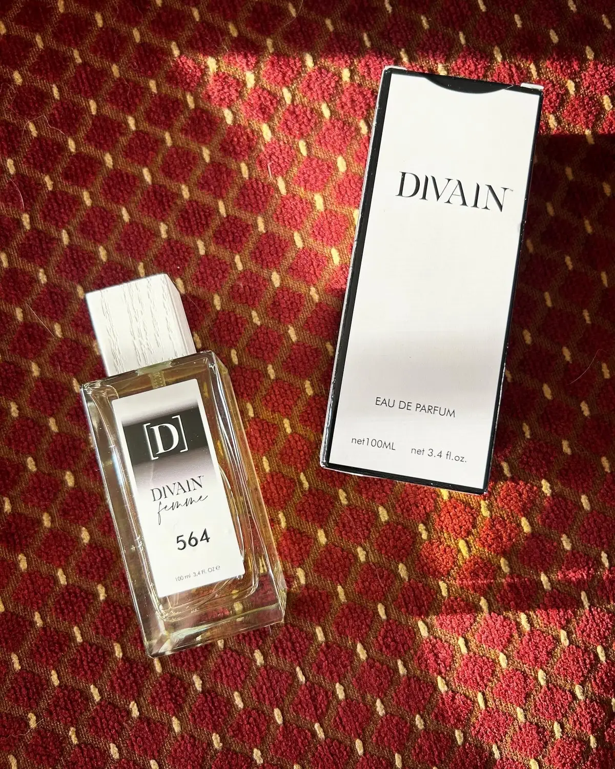 * gifted by @divainparfums_usa * This is Her from Zadig & Voltaire is one of my all time favorite fragrances (and it gets tons of compliments), and I’ve been missing it every day since I finished it. Divain offers an alternative fragrance that is supposed to smell like This is Her. They have a huge selection of fragrances and a lot of them are unique to the brand. Divain offers dupes not only for the most popular scents, but also for the ones that have been discontinued or are harder to find in stores. 📦  . . . #divainparfums #crueltyfree #divainlover #fragrancedupes #fragrance #newfragrance #sotd #zadigandvoltaire #thisisher #zadigandvoltairethisisher #divainfragrance #divain