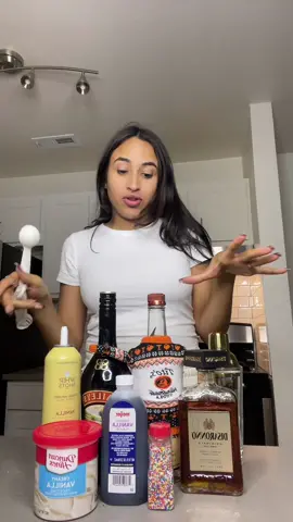 BEST WINTER HOT MOM DRINK 🍹 #fyp #morganbaiiley #MomsofTikTok #hotmom #christmasdrinks 