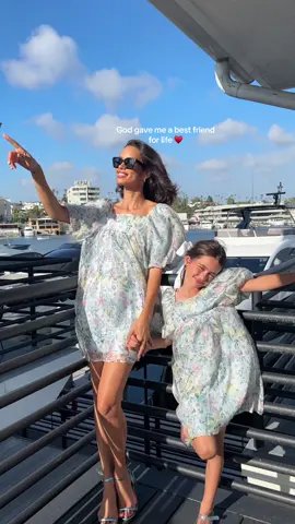 God gave me a best friend for life! ♥️ #mom #momlife #momofgiris #momanddaughter #momandmefashion #grateful #blessedwiththebest #bestfriend 