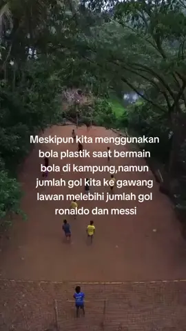 menolak lupa #sepakbola #anakkampung #football #nostalgia #masakecil #fyp #sepakbola   #ronaldo #messi #goalscorer #fyp 