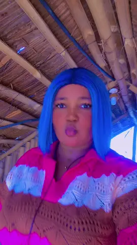 I don’t understand the language,,, but i love the song 😂😂😂😂#fyp #fyp #fyp #fyp #fyp #fyp 