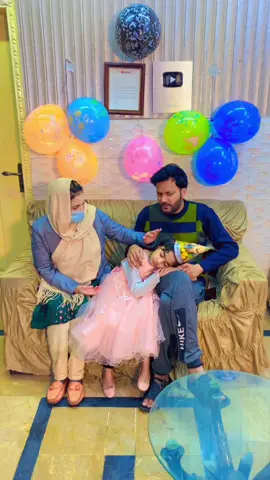 Masla Sara roti daa /مسئلہ سارا روٹی دا #herolahori part 1 #herolahorifamily #tiktokshortfilm #story #daramavideo @TikTok 
