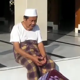 Almagfurlah Romo KH. Abdullah Faqih (Langitan) Alfatihah 🤲🤲🤲 #khabdullahfaqih  #langitan #menaralangitan #fyp #fypシ 