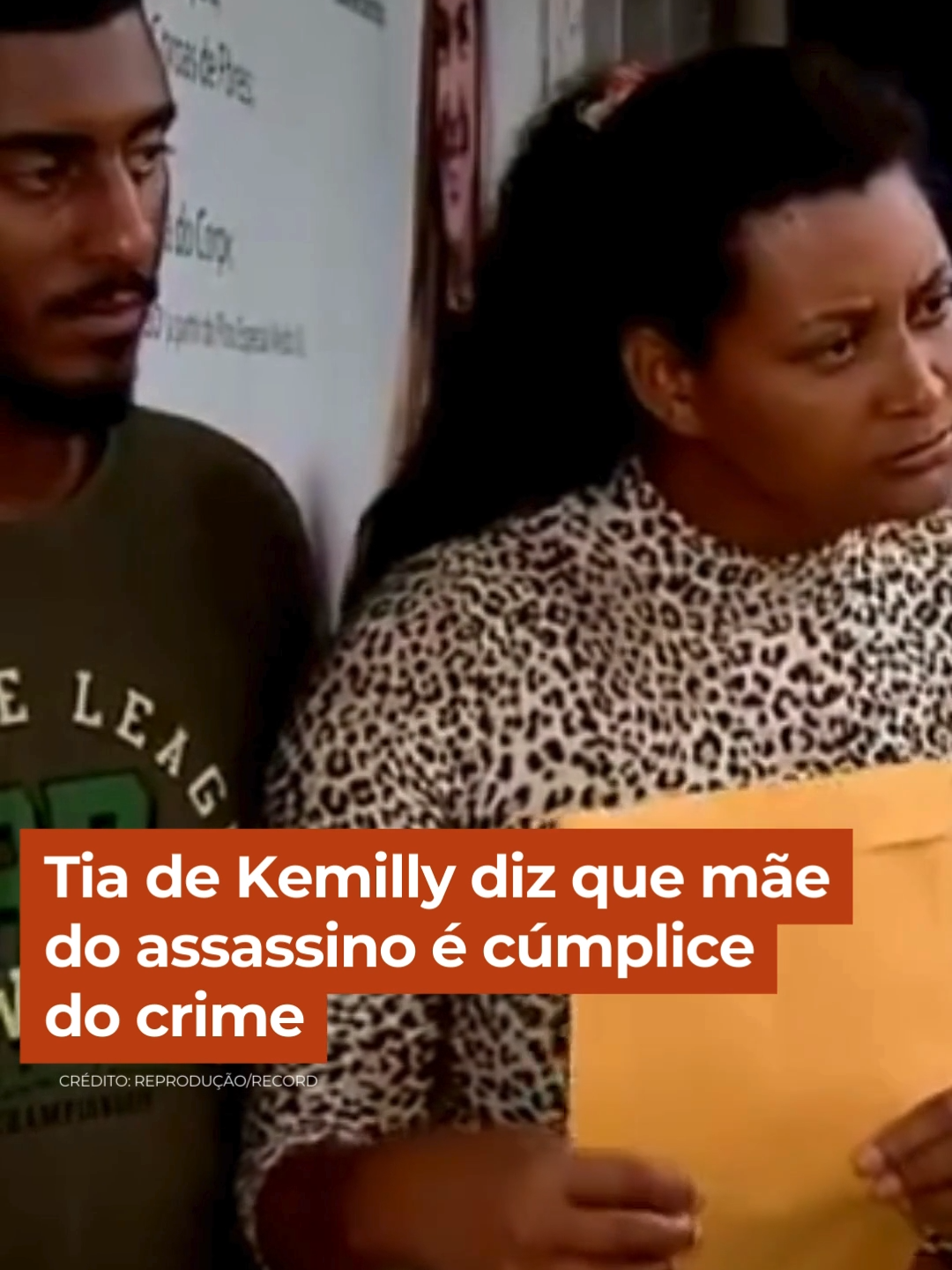 Em entrevista ao #CidadeAlerta, a tia da menina Kemilly diz que a mãe do assassino é cúmplice na morte da criança de quatro anos. Veja os detalhes! #kemilly #novaiguaçu #rj #kemillyhadassa