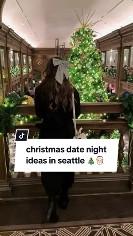 #decemberbucketlist #christmastime #downtownseattle #seattlechristmasmarket #fairmontolympichotel #holidayvibes #holidayhairstyles #christmasoutfit 