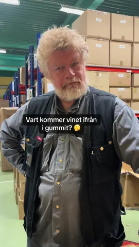 När man tar jobbet på fullaste allvar! #profilbutiken #lager #humor #komedi 