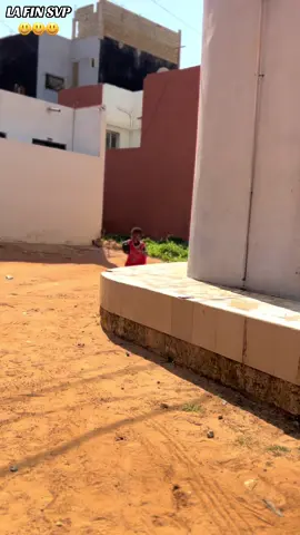 LE PROVOCATEUR MALIN😂😂😂😂#galsen_tiktok #viral #viralvideo #view #10millionviews #galsen221🇸🇳🇸🇳 #galsencomédie #parlementdurire 