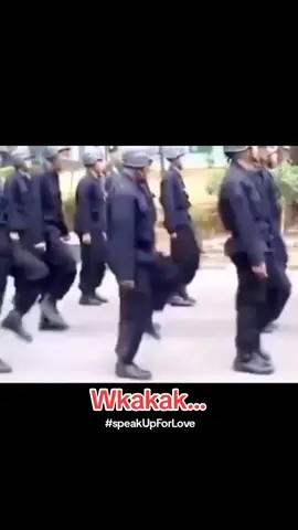 #CapCut #wkakak #wkakakngakak tentara baris lucu #bocahepakganjar #speakupforlove #bocahepakganjar 