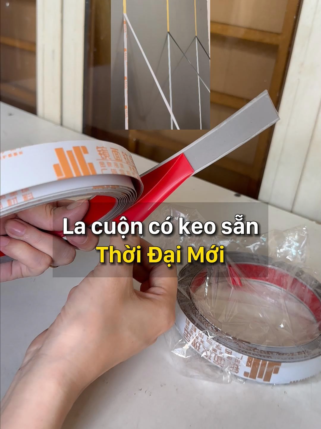 La cuộn inox có keo sẵn. #thoidaimoi #inox #neptrangtri