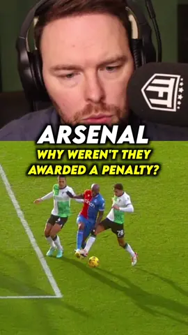 We’re Arsenal robbed AGAIN? 😳 During their 1-0 defeat to Aston Villa over the weekend It looked like Gabriel Jesus was fouled by Douglas Luiz which would have resulted in a penalty for the Gunners A similar penalty was given in the Palace v Liverpool game Even Ex Referees can’t explain why one was given and the other one wasn’t 😬 #thefootballterrace #footballterrace #terryflewers #astonvilla #arsenal #gunners #arsenalfc 