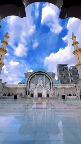 The Beauty and elegance of masjid Wilayah Persekutuan,Kuala Lumpur. The Federal Territory Mosque#masjid #masjidwilayah #mosque #kualalumpur #foryou #fypシ 