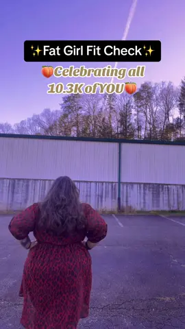 💚💚💚#fatgirlfitcheck #peeksofpeaches #fullfiguredwoman #happyholidays #thickthighssavelives #10k #bodypositivity #bbwlover #wifey #goodmorning #chubbyqueen 