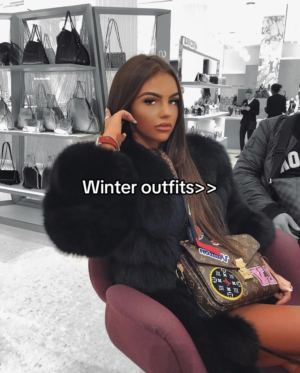 #furcoats #fashioninspo #fashiontiktok #zaraoutfit #zarahaul #healingenergy #prettygirls #winterfashion #christmas 