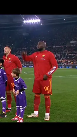 When childrens celebrate like their idol 🥰❤️ #football #pourtoi #foryou #celebrate #celebration #lukaku #cr7 #dybala #fan #surprise #children #ballboy 