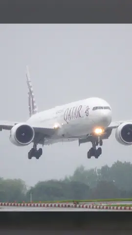 777 Splash Down! 🌧✈