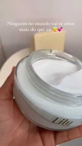 Produto à pronta entrega.  Lily Creme Acetinado Hidratante Desodorante Corporal 250g. 