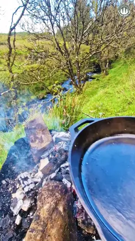 How to Cook The Perfect Steak 🔥 ... and Chips #deliciuos #eat #foodporn #fyp #foryou #asmr #nature #fire #steak 