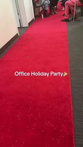 Office Party! #holidayparty #officeparty #goodfood #happyholidays #fy #fypシ゚ 