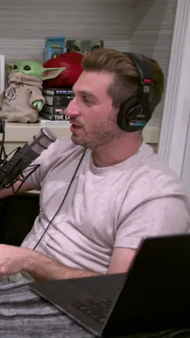 This accent slaps #transatlanticaccent #accent #contagiouslaughter #father #son #daddyissues #podcast 