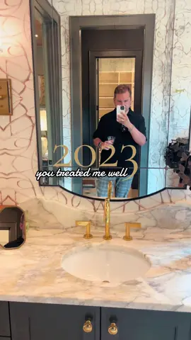 2024 is just around the corner - id be blessed if it was half as good as 2023! A fun and fulfilling year.  #interiordesign #homegoodshaul #estatesalefinds #thrifttok #thrifthaul #traveling #engaged #married #elopement #travel #homegoods #homedecor #christmas #2023goals  #2023tiktok #newyear 