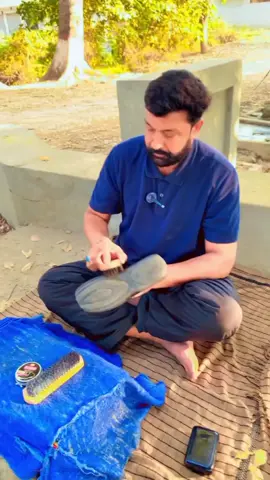 mending shoes 👟👟#ukgb #fypシ #viralvideo #herolahorifamily #herolahori #trendingtiktok #uktiktok #following 