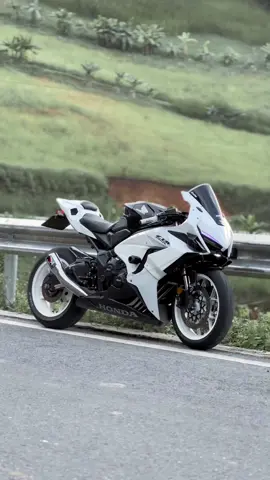 #motorcycle #support #Motorsport #pkl_moto #bikelover #fyp #chill #honda #cbr650r #xuhuong 