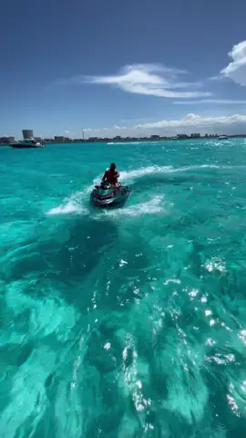 Il a officiellement gagné la Trend  #jesorslabecane #Cancun #Mexico #rivieramaya #quintanaroo #travel #voyage #Jetski #Caraïbes, #Mexique #TULUM, #playadelCarmen