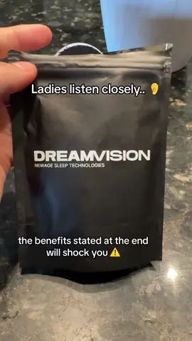 it’s shocking how many people don’t know about this sleep hack, i had the deepest sleep ever and my girlfriend doesn’t complain about my snoring anymore #mouthtape #tiktokmademebuyit #musthaves 