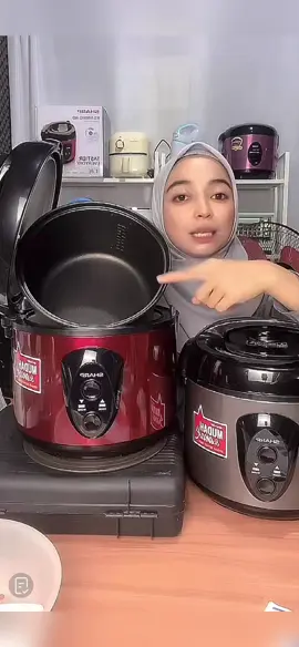 RICE COOKER / MAGIC COM SHARP 1,8 LITER ANTI LENGKET. Klik beli di keranjang kuning #peralatanrumahtangga #peralatanmasak #peralatandapur 