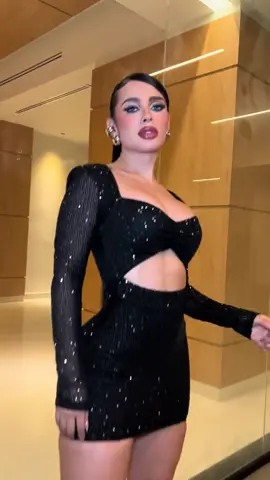 @Gennesise #latinasdaily #teamlatina #reinas #ilovelatinas #thicctock #trendingsounds #trendingfits #grwm_aesthetics #girlsnight #grwmaesthetic 