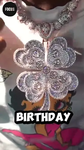 Kai Cenat Reveals His Crazy New Chain 😱