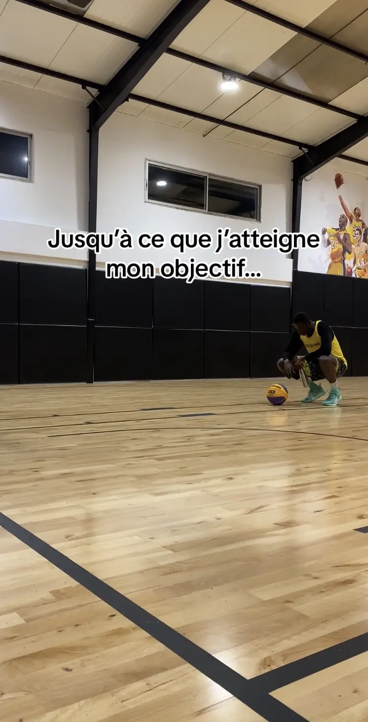 #viral #basketball #basketballplayer #dunking #motivation #foryou 