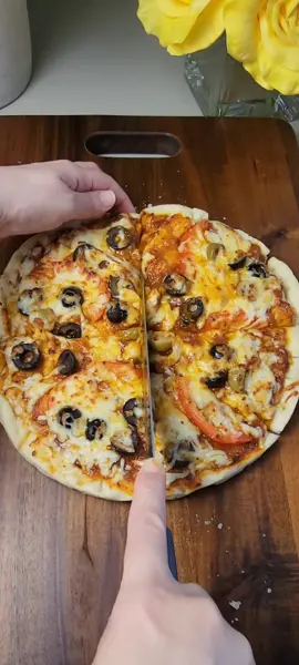The fastest Air Fryer PIZZA. #fastfood @delicious.Fast.Recipe  fastfood  #tasty  #homemade  #cooking #airfryer #recipes #pizza 