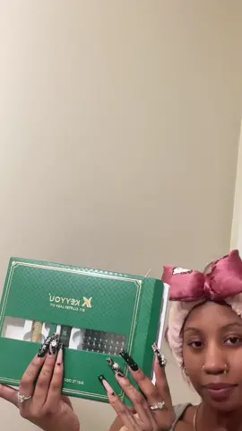in mf lovee #fyp #viral #blackgirltiktok #promoter #tiktokshop #holidaysales #skincare #lashextensions #lashclusters #keyyoulash #nailinspo #holidaytiktok @KEYYOU LASH OFFICIAL