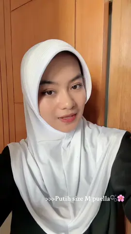 Putih size m by puella🫧🌸💖🛍️💕 #hijabinstan #hijab #hinabdaily #hijabstyle #hijabsekolah 
