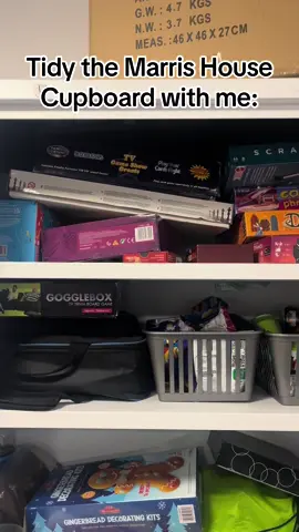 More end of term organisation today at Marris House🧼rate in the comments how satisfying you think this clean is🤪 #reslife #newcastleuni #newcastle #christmascleanup #newyearnewme 