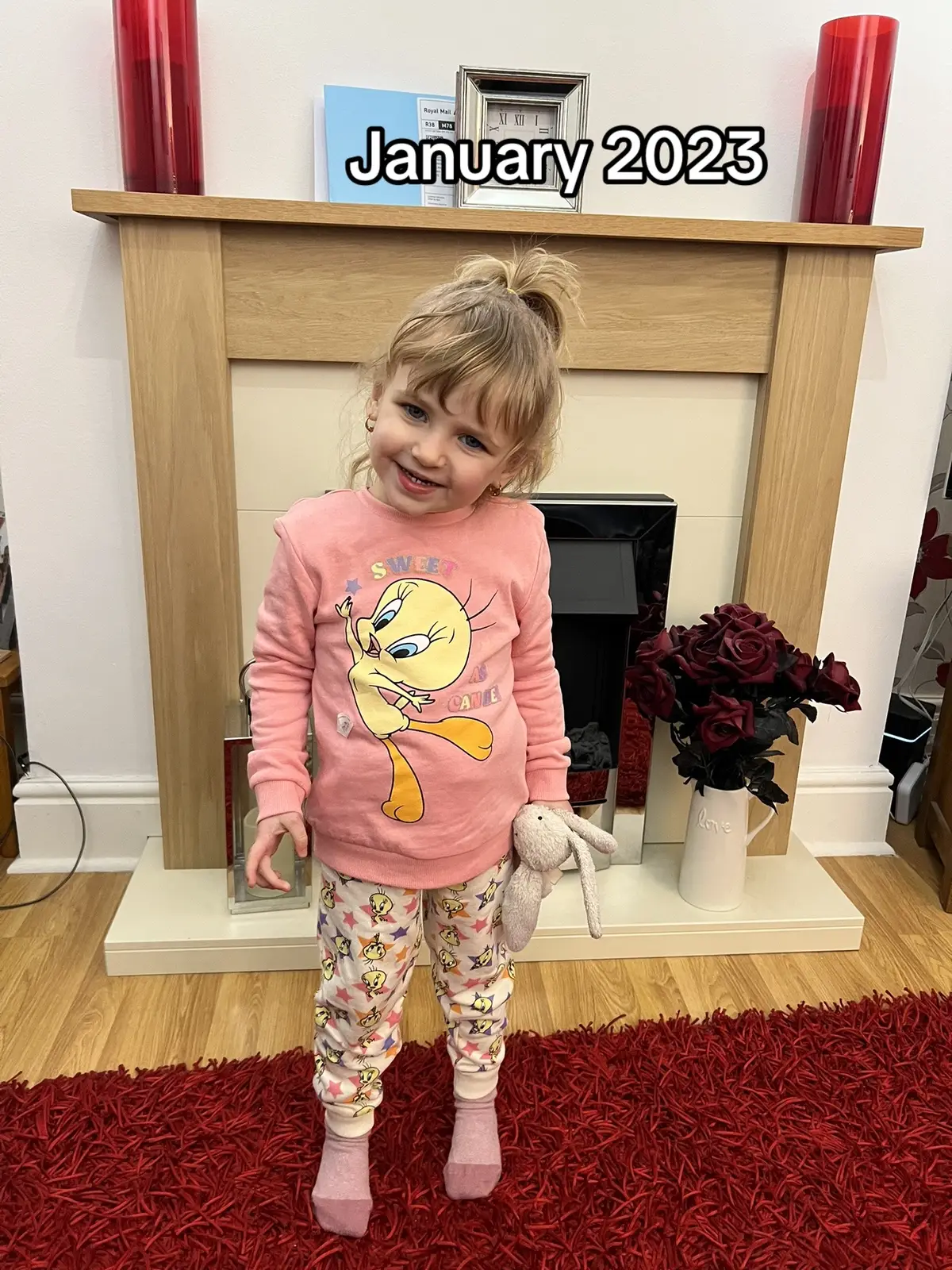 Your growing up so quick ! January 2023 vs December 2023 #beginningoftheyear #beginningof2023stats #beginningof2023vsnow #january2023baby #babyvsnowchallenge #babyvsnowpicture #trending #growingup #babygirl #viral #trend #fyp 