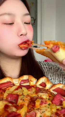 #CapCut mukbang pizza 🍕🍕🍕 #ancathegioi #credouyin #xuhuong #asmr #mukbang #xuhuongtiktok #viral #pizza #xuhuongtiktok 
